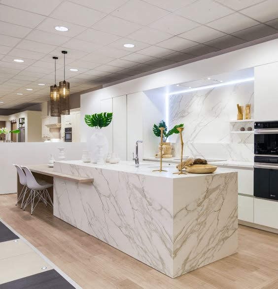 Meuble De Restaurant En Bois À 1500000 Fcfa