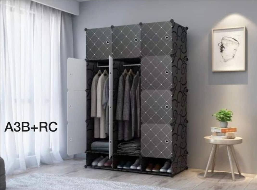 Armoire 3 battants ave rangement des chaussures