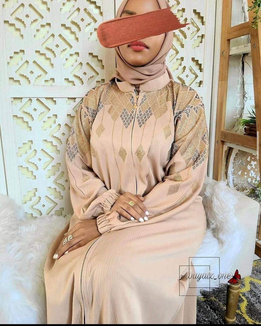 Robe Abaya Zoom Couleur Or