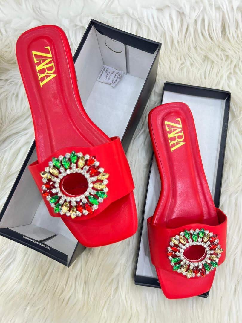 Sandales  Plates  En  Vinyle Avec  Décoration