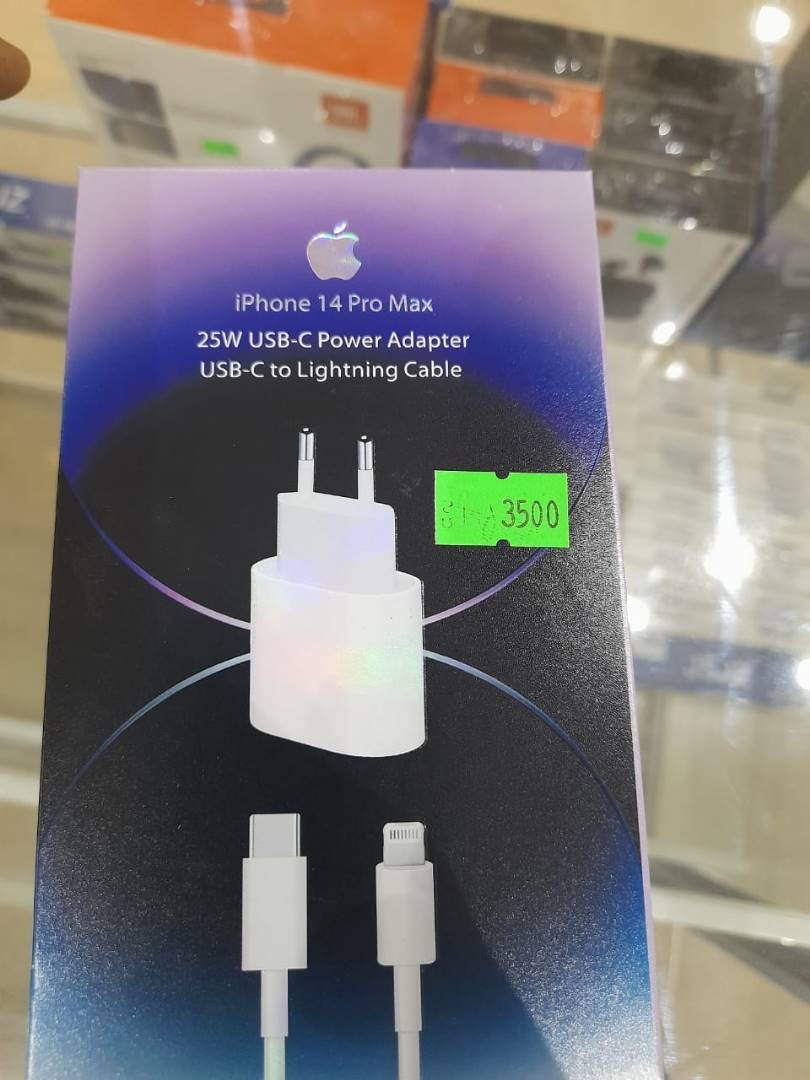 Chargeur Secteur Rapide 20W Compatible avec iPhone 14/14 Plus/14 Pro/14 Pro Max/13/13 Pro/13 Pro max/13 Mini/12/12 Pro/12 Pro Max/12 Mini /11/11 Pro/11 Pro Max/X/XS/XS Max/XR/SE/8/8 Plus