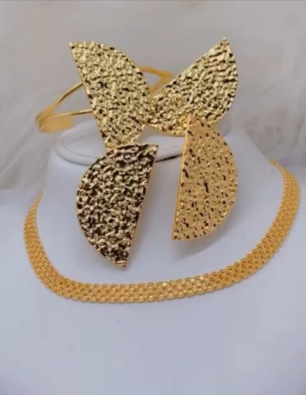 Ensemble collier boucles d’oreilles Taille Standard