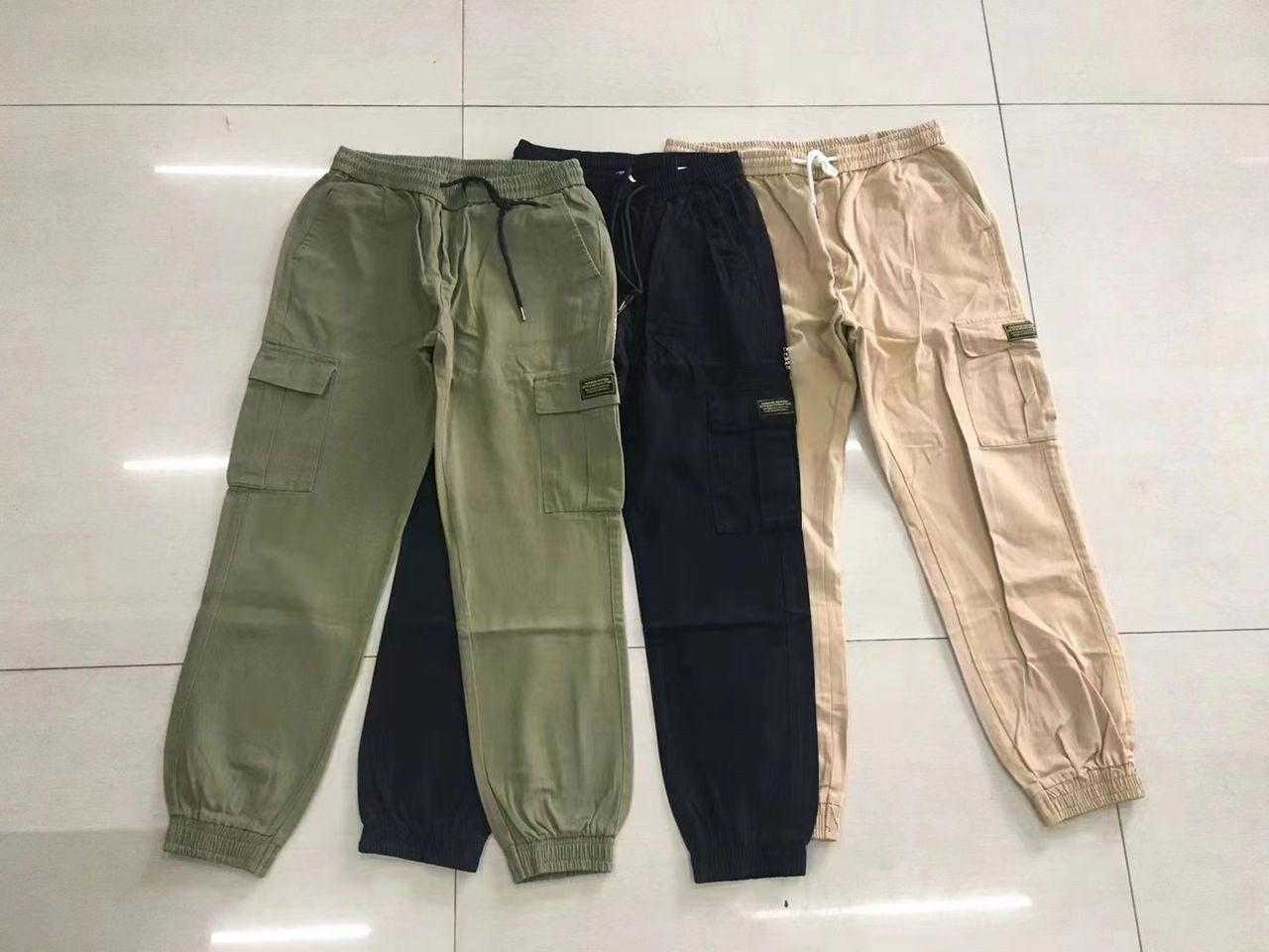 Pantalon Cargo Sthuge, Coupe Modern Fit