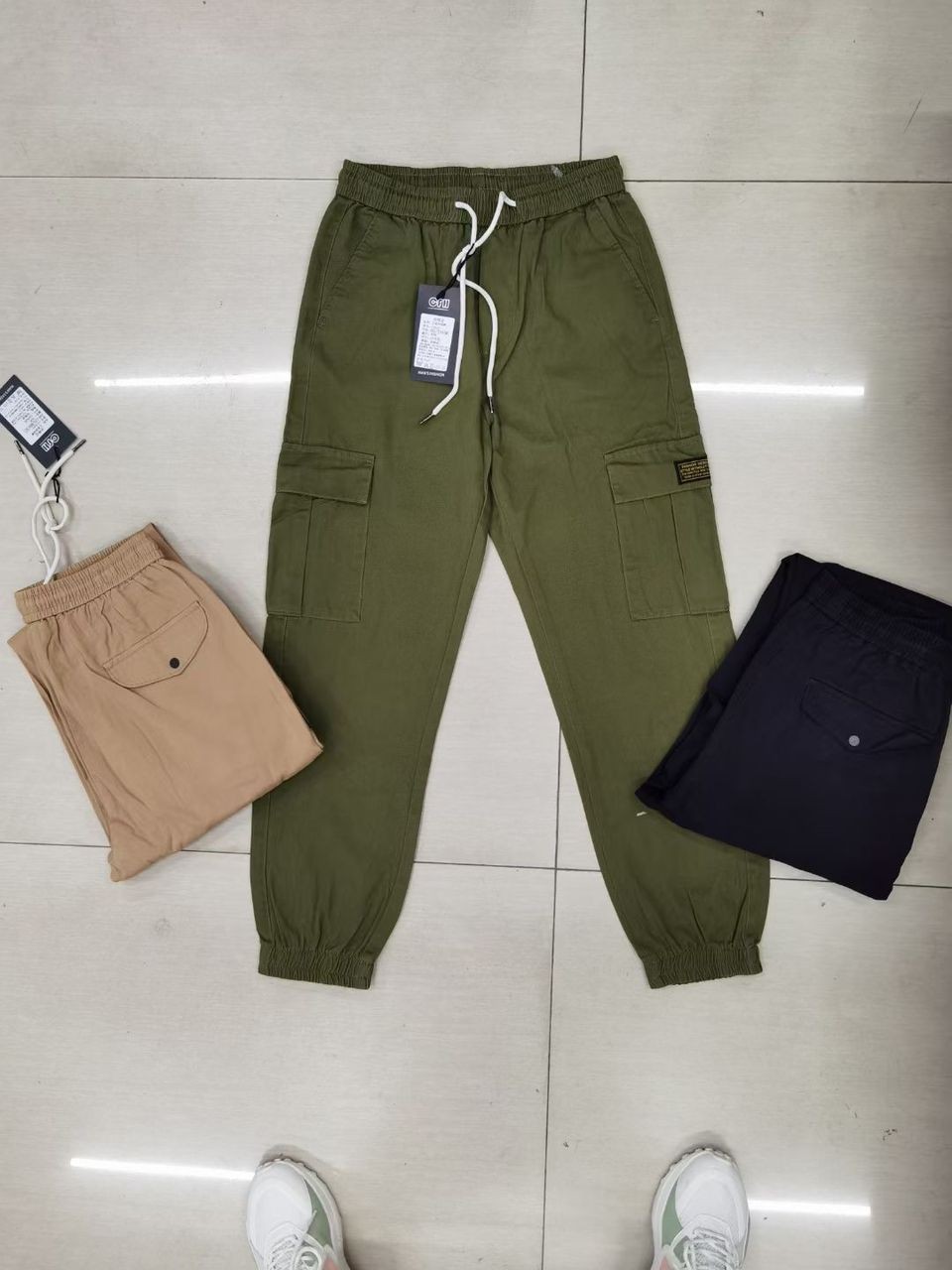 Habillement Pantalon Et T-shirt Ensemble Pour Homme Ou Femme De Bonne Qualité Et Jolie Impression