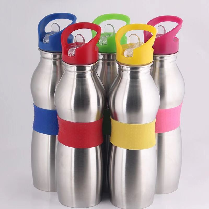 Bouteille White Label 1 Pièces Gourde D'enfant Coll Duve Avec Un Bec Souple En Silicone Qui N'irrite Pas Les Gencives Et Les Dents Délicates De L'enfant 550 ml