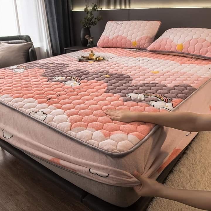 Drap Housse Matelassé Avec 2 Oreillers En Velours Coton D’une Qualité Exceptionnelle, Luxe, Qualité Supérieure, Design Élégant, Sommeil Réparateur, Durabilité