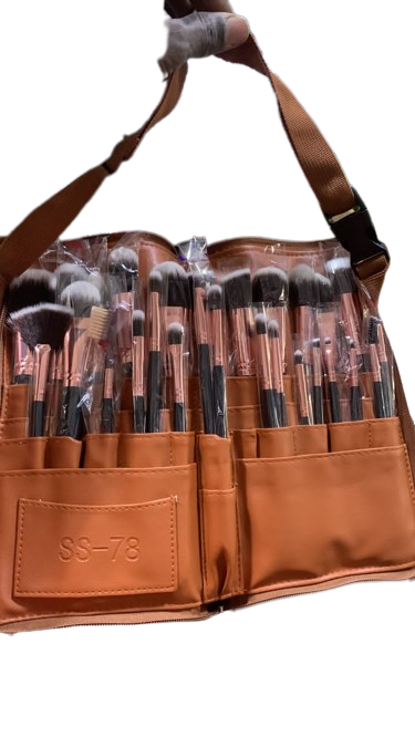 Les Pinceaux De Maquillage Pour Le Teint Dont Vous Ne Pourrez Plus Vous Passer, Kit Pinceau Pour Fond De Teint  De Maquillage Professionnel