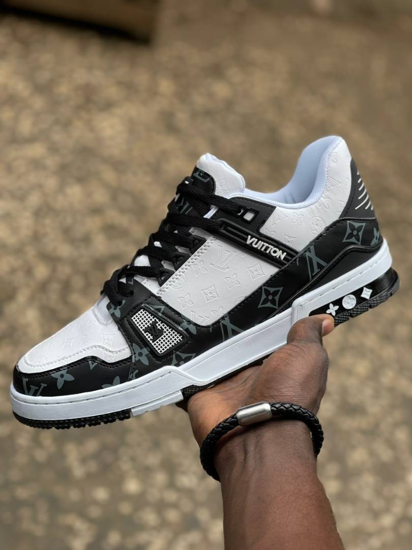 Chaussures Fermées Basket LV Trainer  Louis Vuitton