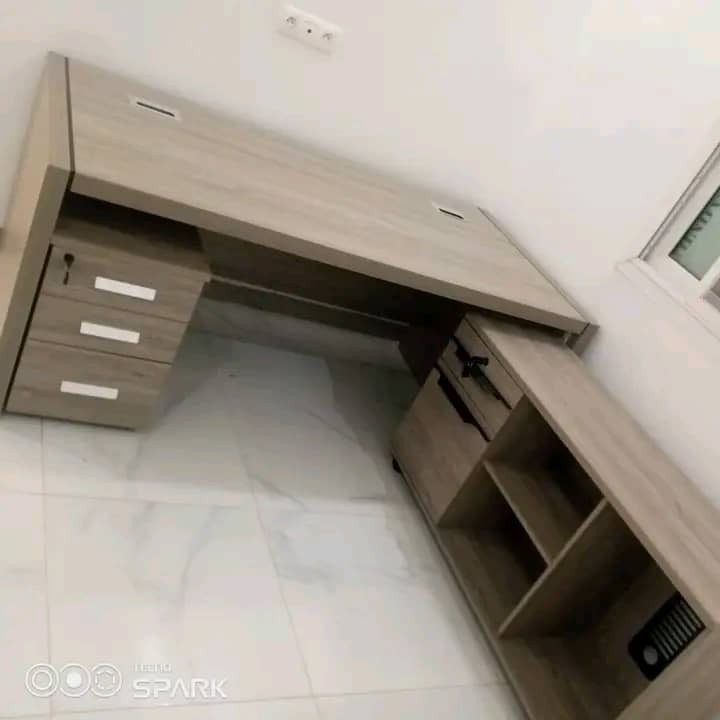 Table De Bureau Ou Comptoir De Bureau 1m60, Mobilier Moderne Et Tendance, De Luxe, Avec Armoire Latérale Avec Tiroirs