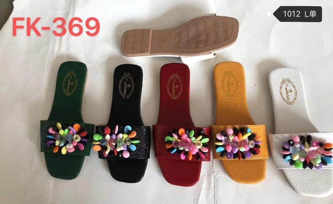 Paires De Chaussures, Sandales, Pour Femmes Jolie, Nouvelle Collection