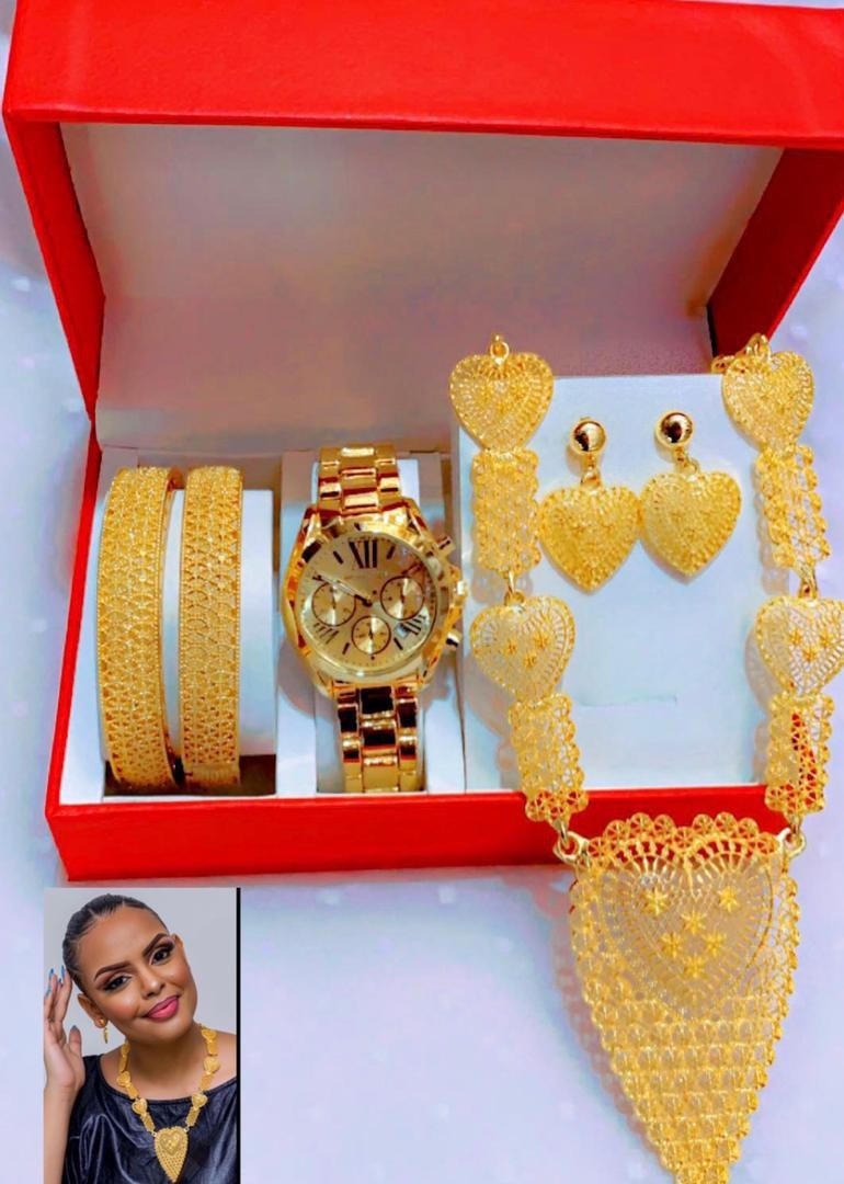 Ensemble  Montre  Bracelets   Boucles  D'oreilles Pour Femmes