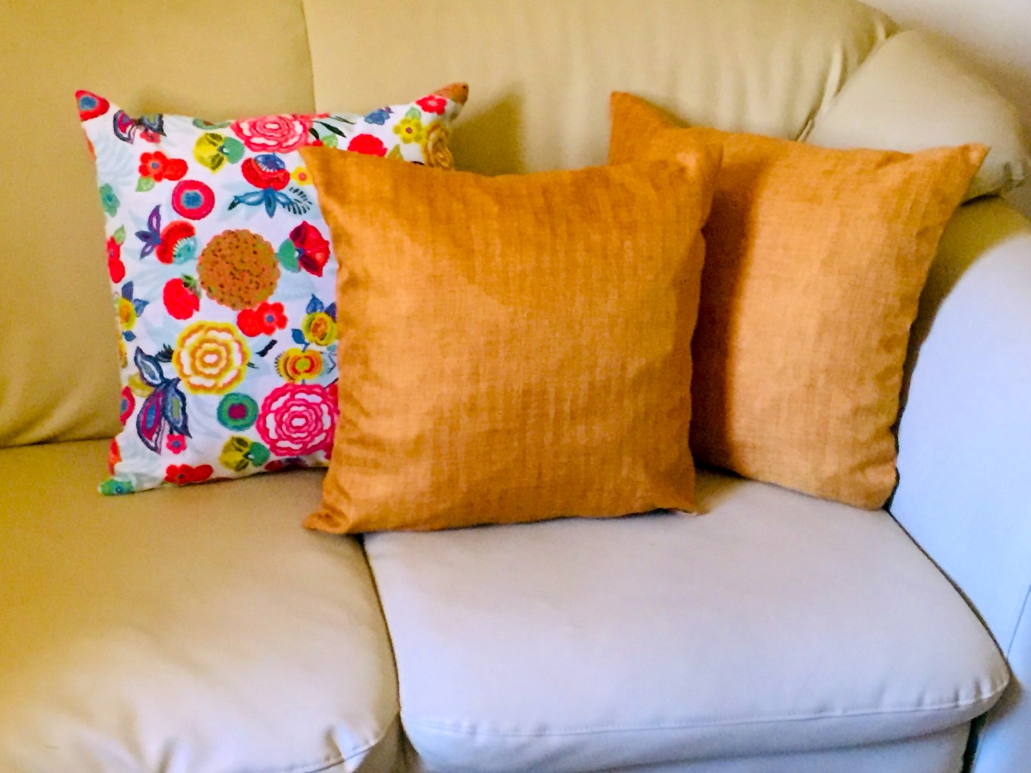Coussin Carré Moutarde 40cm